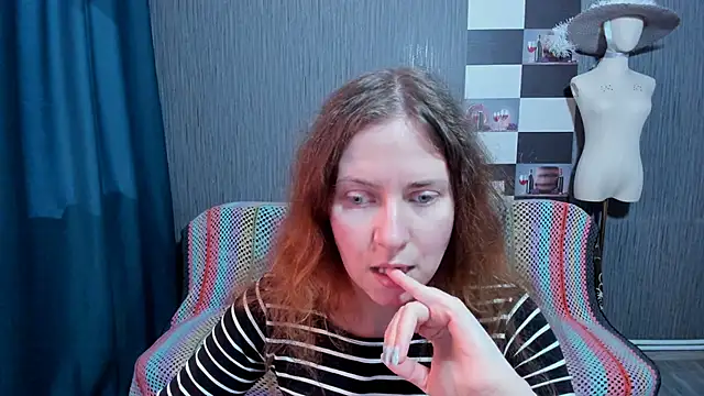 pa1e_pr1ncess Adlı Modelin Canlı XXX Sohbeti