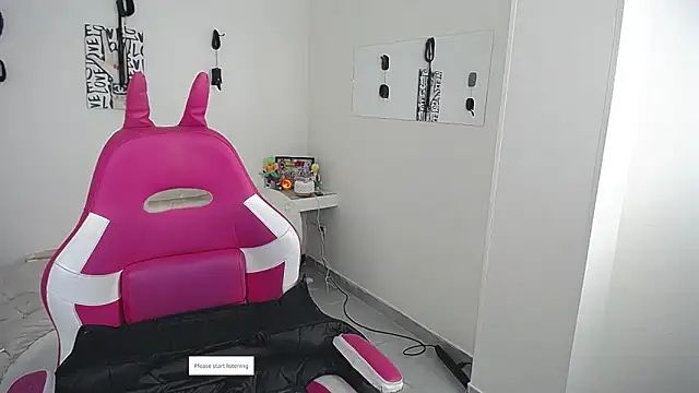 Leonard_Price's Live XXX Chat