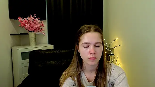 Вебкам-шоу Just_L0VE_me