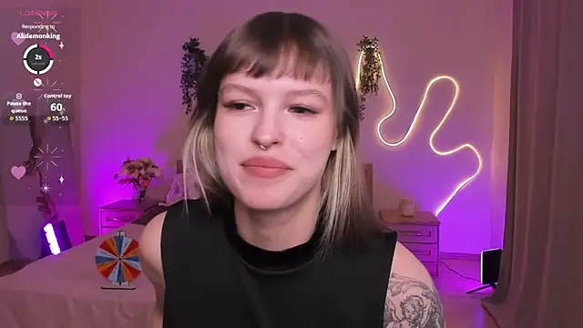 Lisa_Blossom Live XXX-Chat