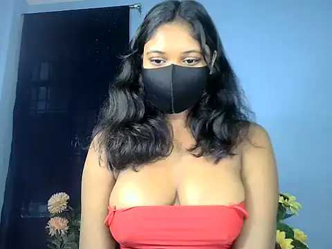 Pokazy przed kamerką – KASHISH_SINGH_