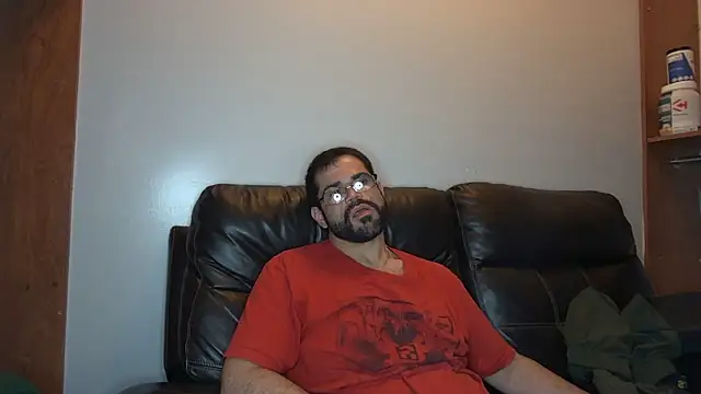 Zander823 即時 XXX 聊天