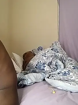 Babygir85 élő XXX-chatje