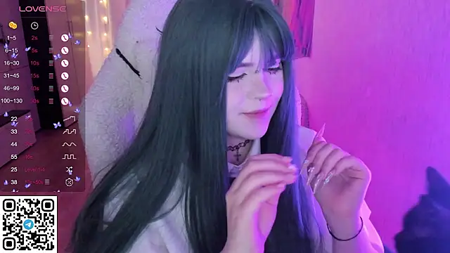 دردشة SelenaCute الجنسية المباشرة