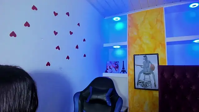 Chat XXX en directo de honeyluxe_