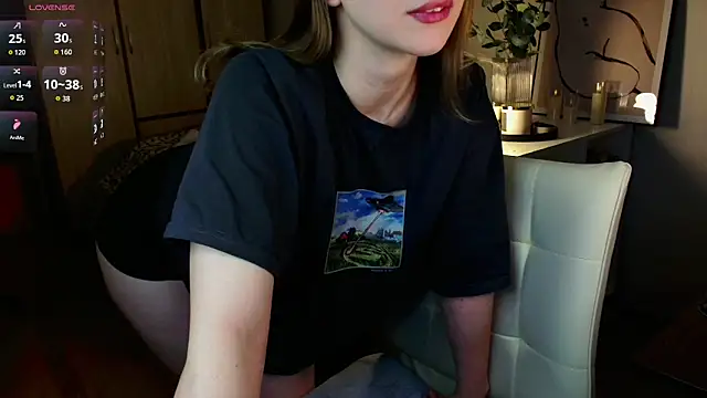 Chat XXX en directo de mynameloveeeeee