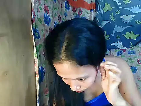 Chatroom XXX en direct de PinaySkinnyGirl