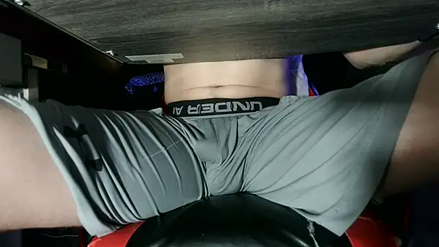 Dick_and_muscles – Naživo XXX chat