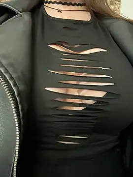 Živý XXX chat CrazyTori