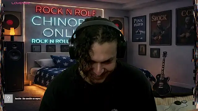 chino_roz Show in webcam