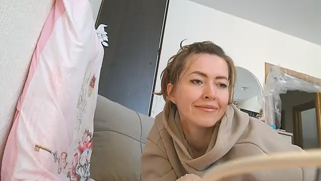 Czat XXX na żywo – NicoleEunice87