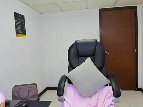 Aisha_hotts777 Live XXX Chat