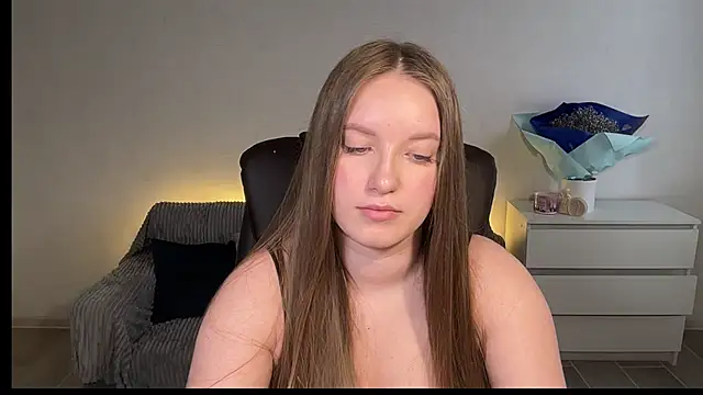 EvaMaddison: онлайн-секс-чат