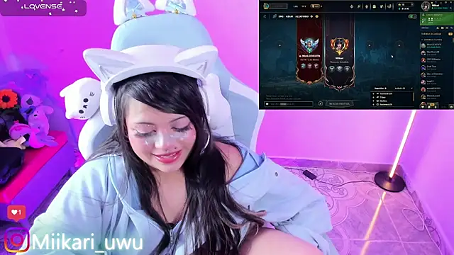 دردشة Ahri_Elderwood الجنسية المباشرة