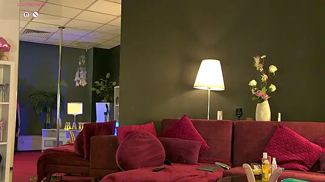 MaddyHeart Webcam show