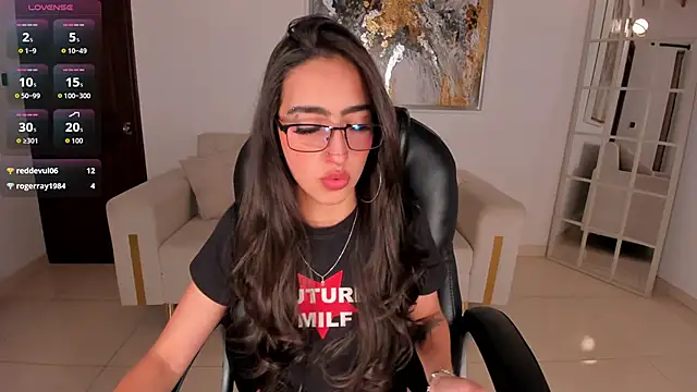 Онлайн чат XXX LarisaSmirnov