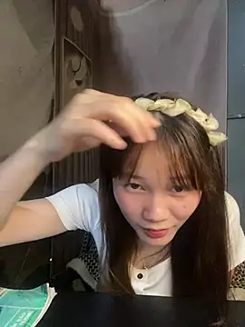 -Eidieea- Pertunjukan Webcam