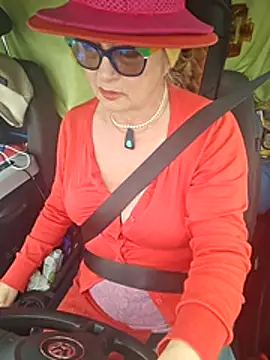 دردشة Hot-Muci الجنسية المباشرة