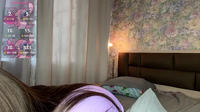 Онлайн чат XXX LoraDavi