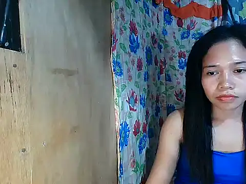 PinaySkinnyGirln Live XXX chat