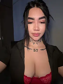 Онлайн чат XXX Nickiiiii