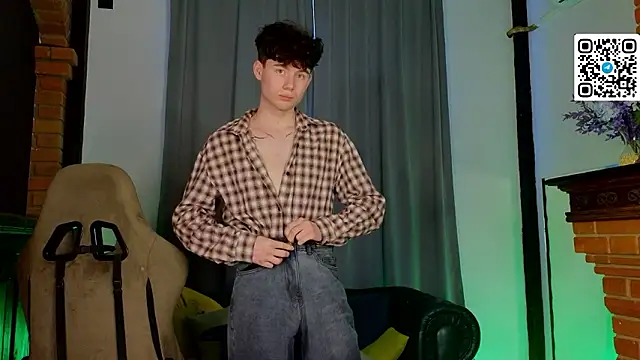 Chat XXX Live Cute_Mike