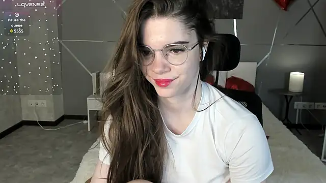 Czat XXX na żywo – miss__evelyne