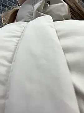 LeiaMoodのライブXXXチャット