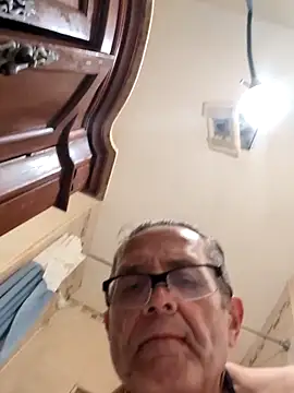 Chat XXX Live bobby69cock