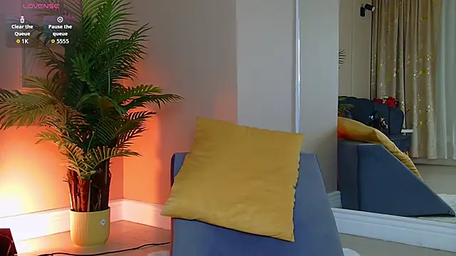 Avril_Cyrus Live XXX-chat