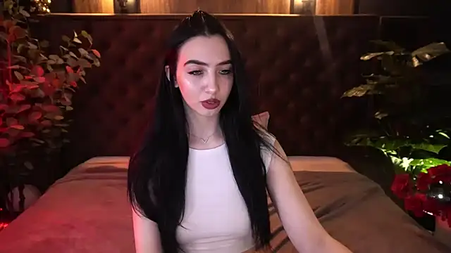 WildKittenX_ 即時 XXX 聊天