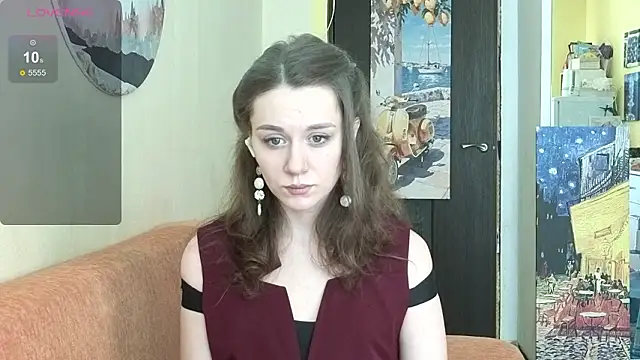 SkyHelen 即時 XXX 聊天