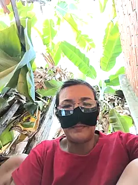 Pussy-xx 在線直播表演