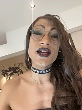 Show de Lia_Jones77 na webcam