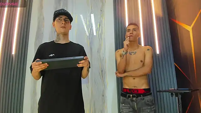 guys_hard_cock19 网络视讯表演