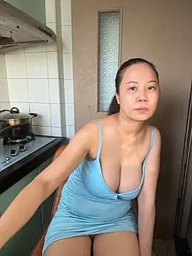 EcupLena's Live XXX Chat