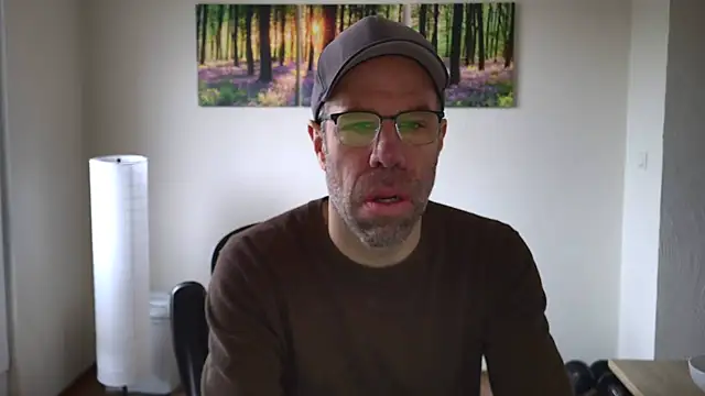 DaddyHarry_MatureStallion: διαδικτυακό σόου στην κάμερα