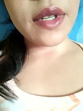 Živý XXX chat Anki-doll