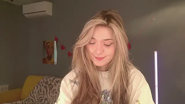 Онлайн чат XXX BellaSink