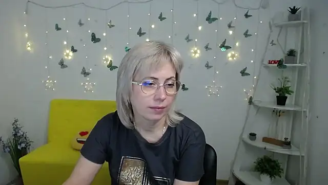 LaurenWishy – Naživo XXX chat