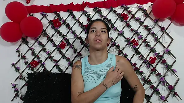 Mishell_Martinz's Live XXX Chat