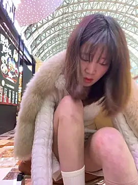 littleqiu: απευθείας συνομιλία ΧΧΧ