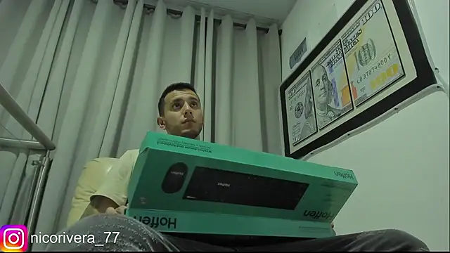 Chat XXX Live nico_rivera