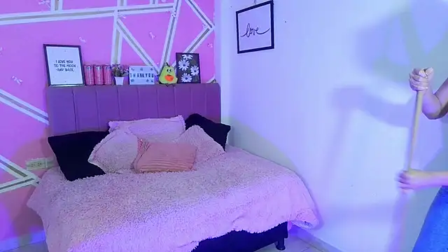 Онлайн чат XXX Natasha_Romanof18