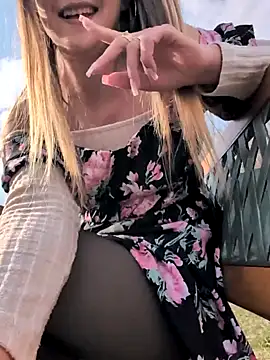 Show webcam de Risky_julia2330