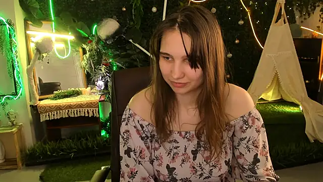 TessaMill: απευθείας συνομιλία ΧΧΧ