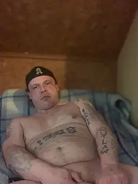 Ldnick69 Show in webcam