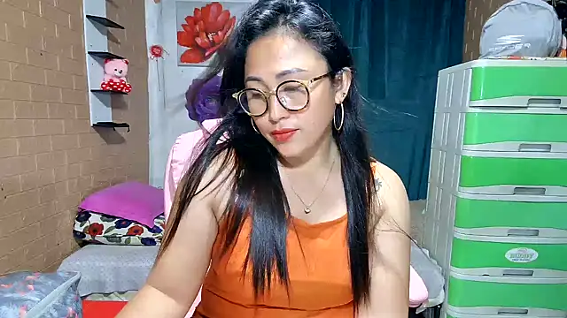 Ugly-Filipina Live XXX-Chat