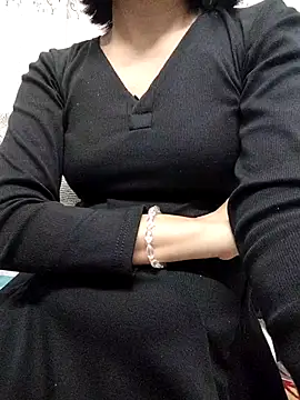 Haralushiaaa 即時 XXX 聊天