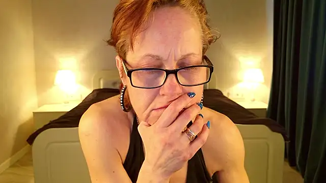 LioraWeiss – Kamerová šou